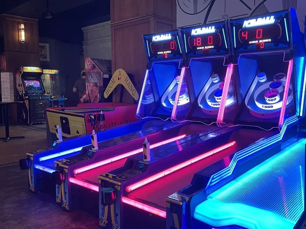 Analog Arcade Bar (Davenport)