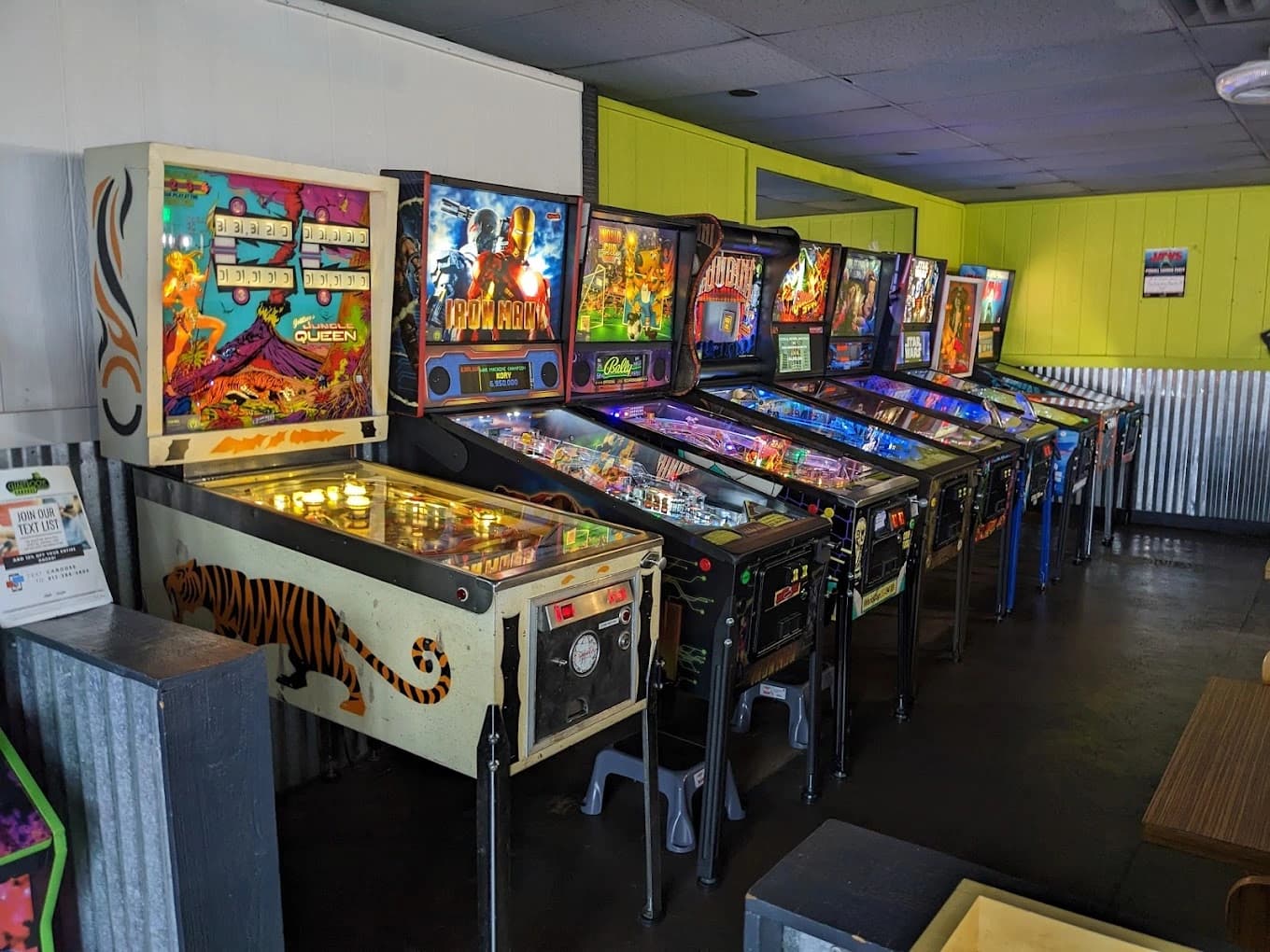 Chartroose Caboose (Overland Park)