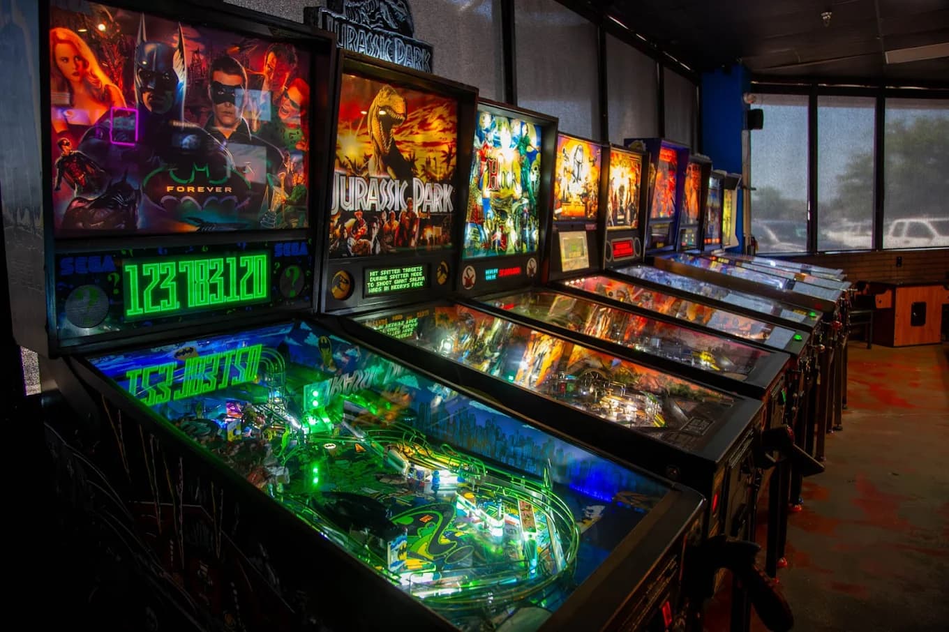 Headshots Bar & Grill