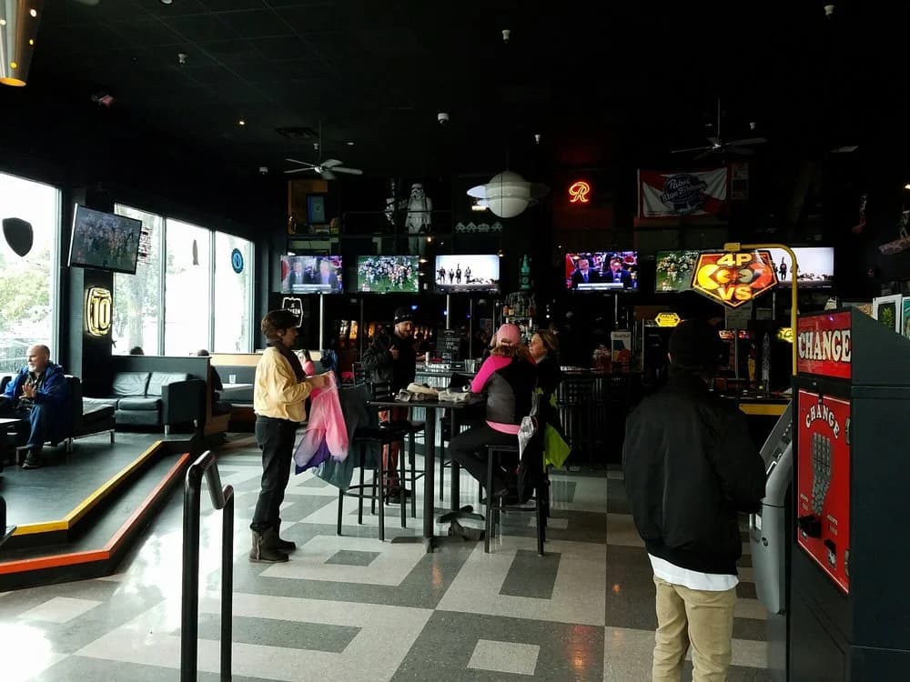 Level Up Arcade (Eugene)