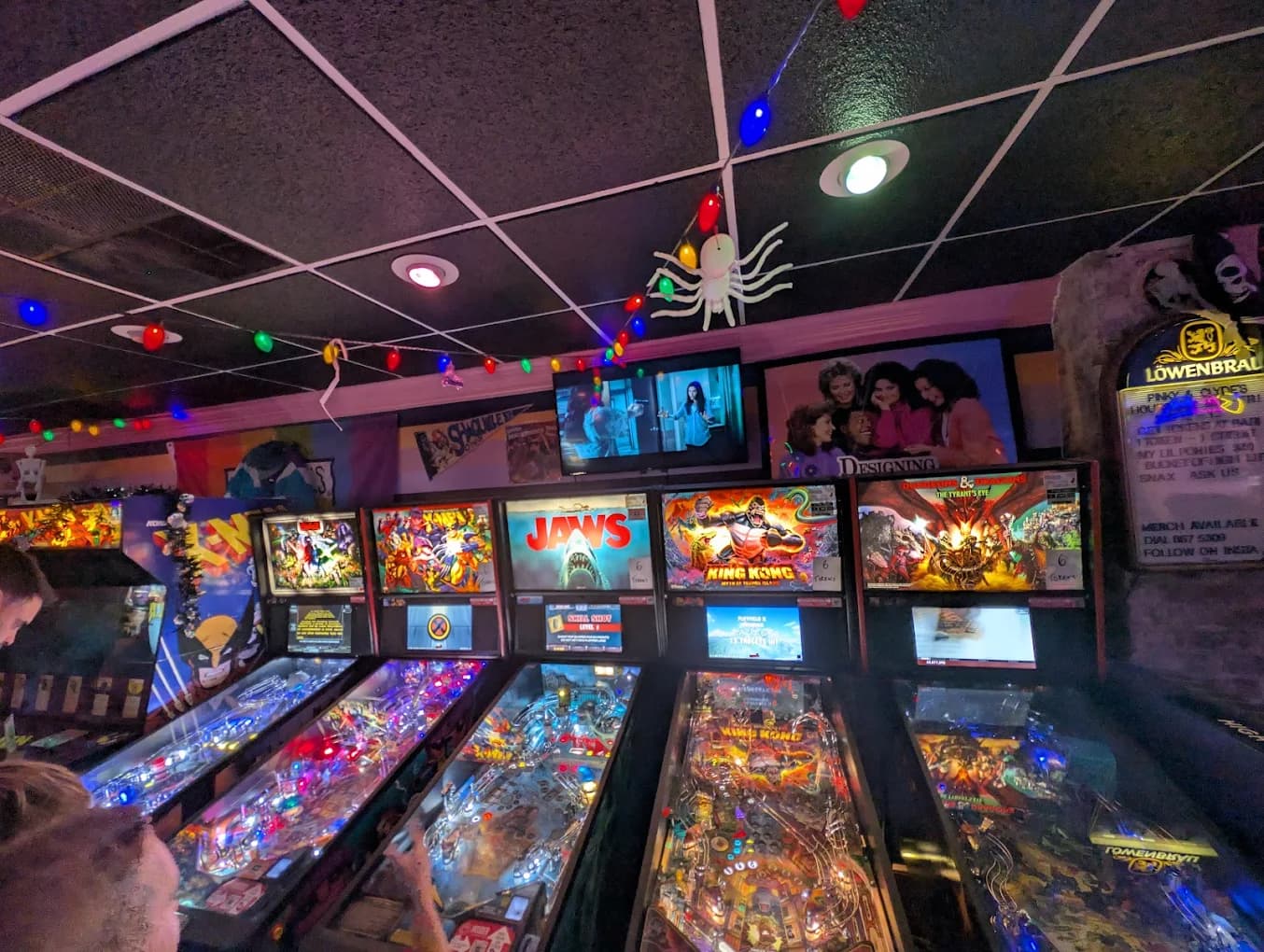 Pinky & Clyde's Arcade Bar