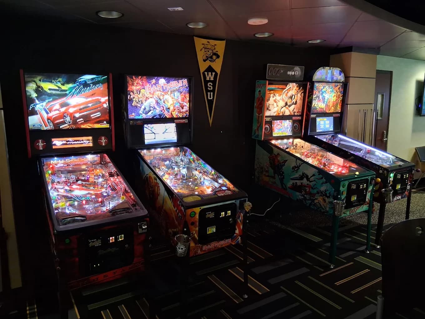 Shocker Sports Grill & Lanes (Rhatigan Student Center)