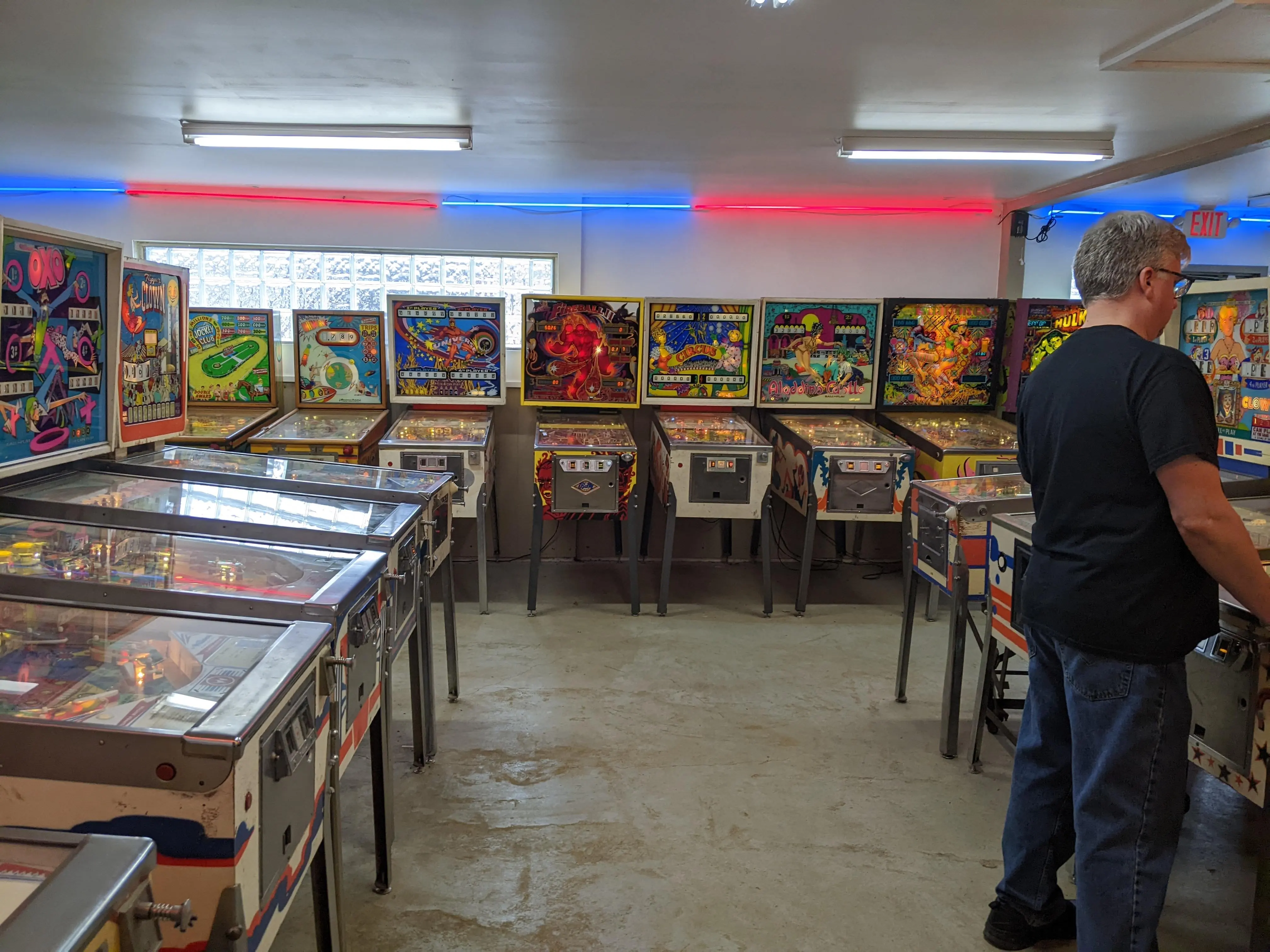 ann arbor vfw pinball show the classics games